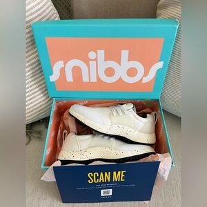 Snibbs Shoes Women's 7.5 White Spacecloud Work Slip Resistant Lace Up Sneakers